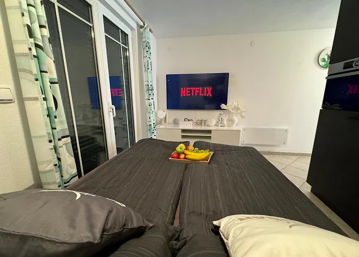 - Pool Beheizt - Fitness - Relax Villa Bilice