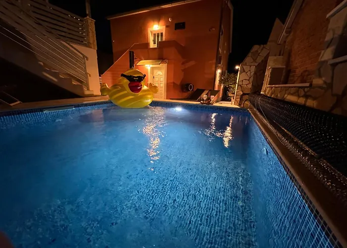 - Pool Beheizt - Fitness - Relax Bilice